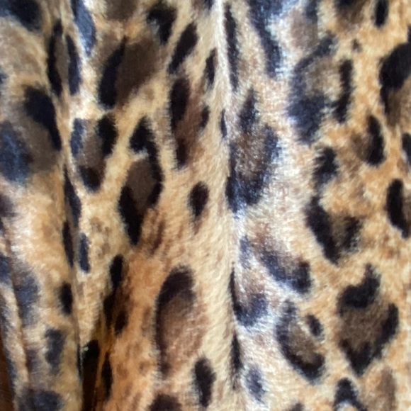 NWOT Bailey 44 velvet jacket in leopard print - Picture 4 of 10